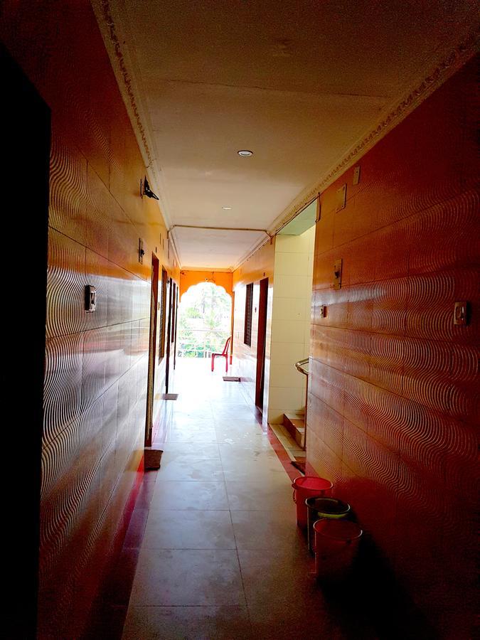 Hotel Swarg Puri Dış mekan fotoğraf